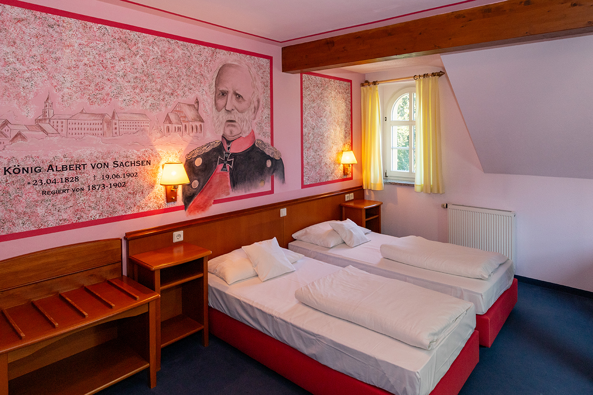 Mehrbett_Zimmer_Villa-Weisse